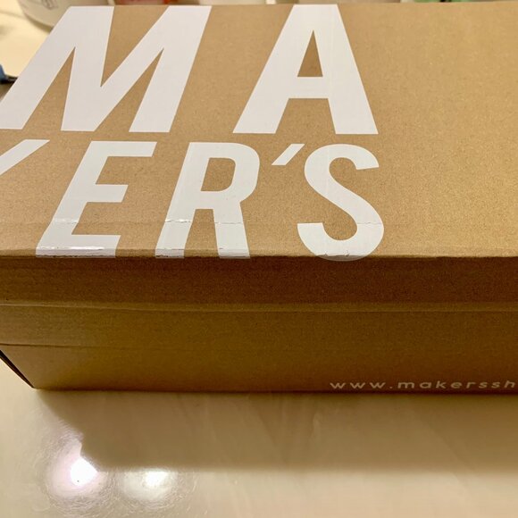 Low top Athleisure sneakers, off-white, black, and tan, size 9 by Maker's Shoes - Picture 12 of 13